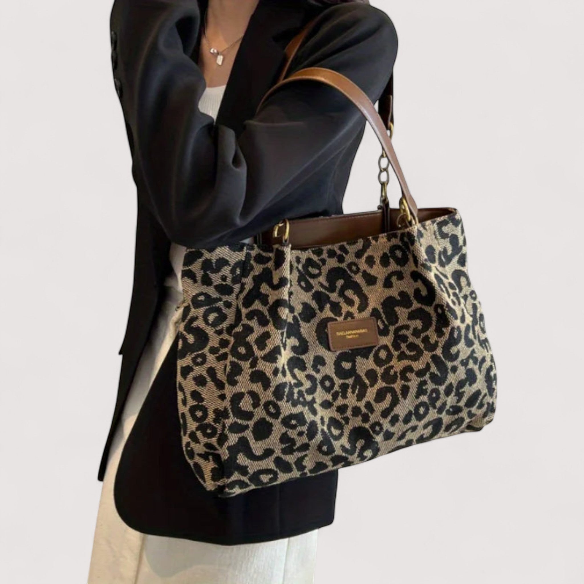 LEVIA | CANVAS BAG