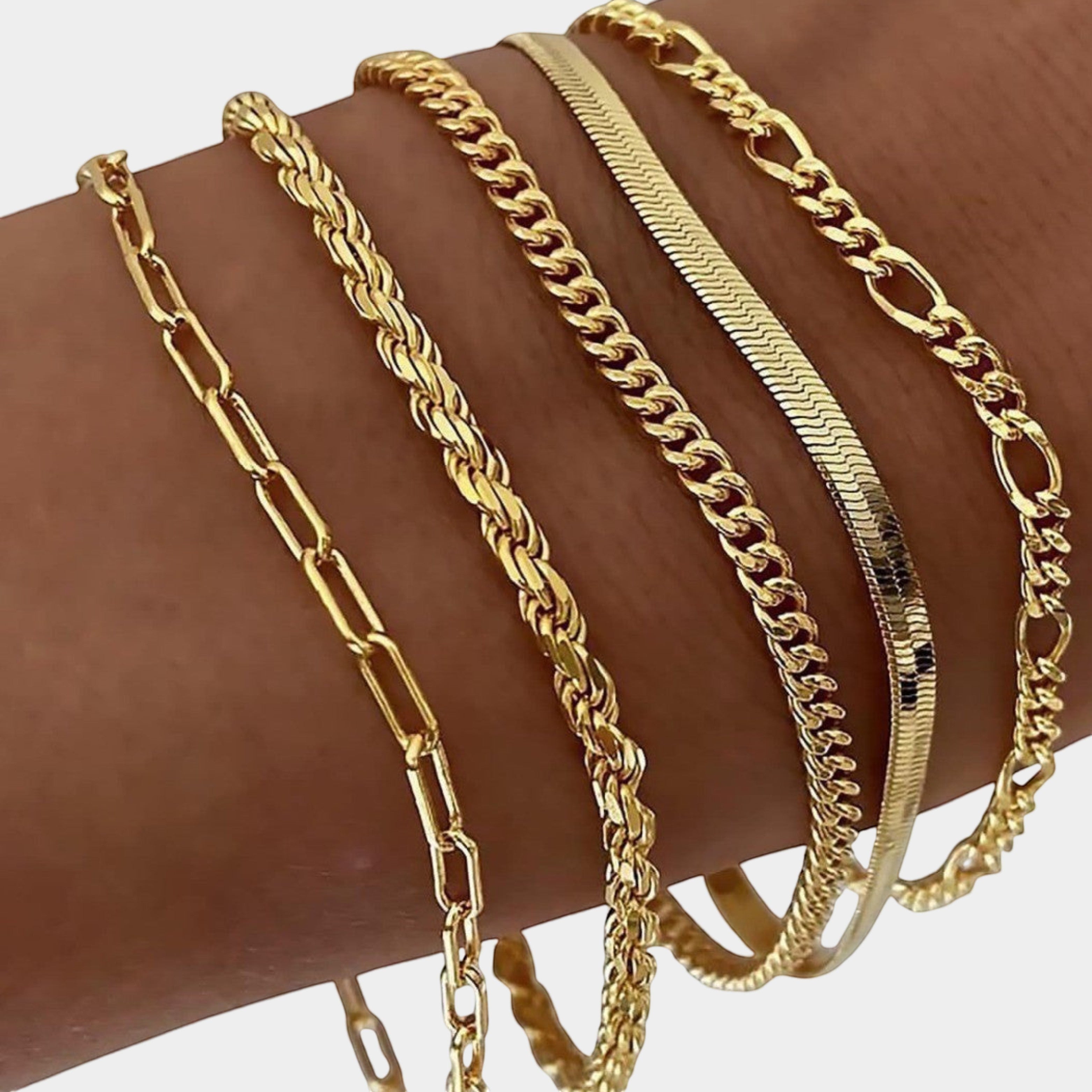 SET OF BRACELETS
