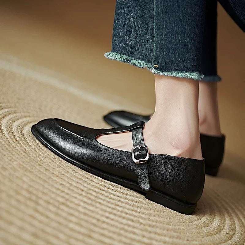 LAURA | LOW-HEELED SHOES