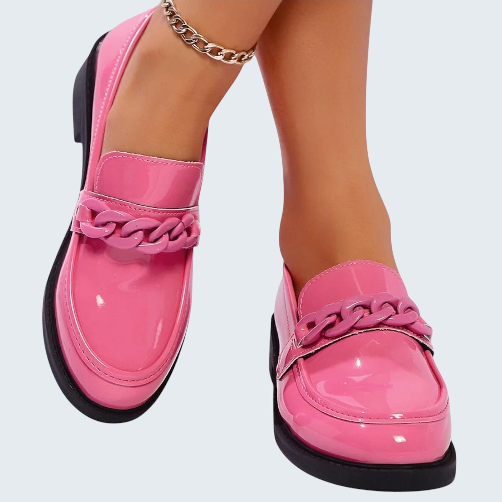 DELIA | GLOSSY LOAFERS